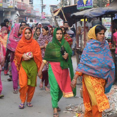 গার্মেন্টস শ্রমিকদের টিকা পাওয়া থেকে যেন বঞ্চিত করা না হয়