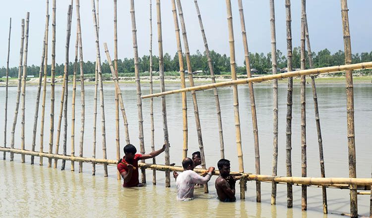 Bamboo binding (Chatka) in Sirajganj: River Erosion vulnerabilities